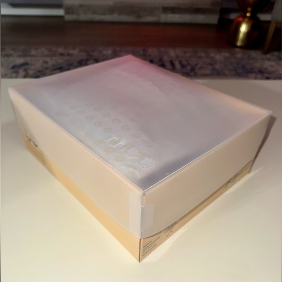 mou Closed Toe Sheepskin Fur Slipper - Size 9 - Brand New In Box - Picture 8 of 9